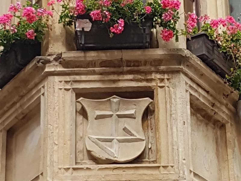 L'écu sur l'oriel de la maison de l'architecte de Thann
