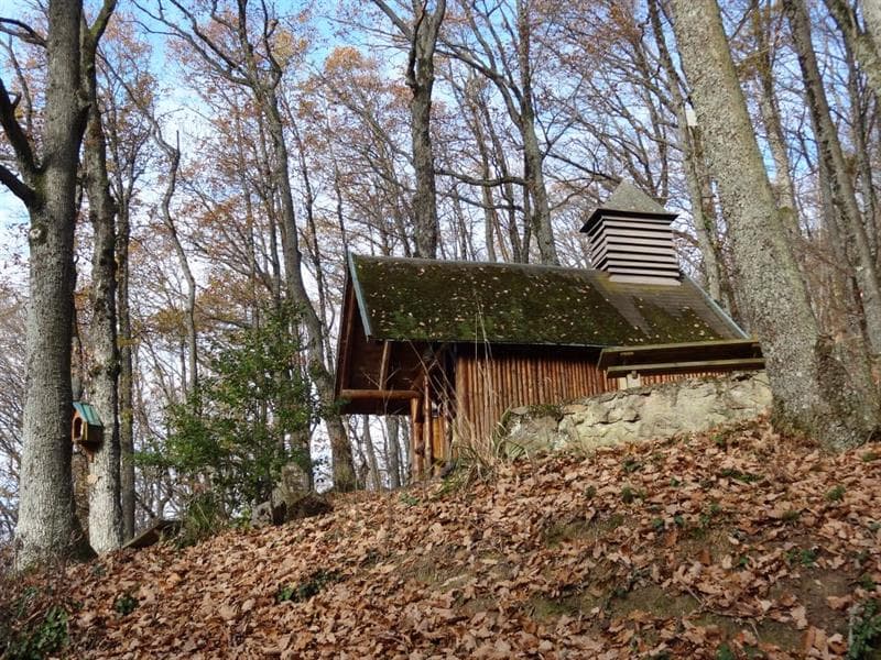 La chapelle-sous-bois, Waldkapelle