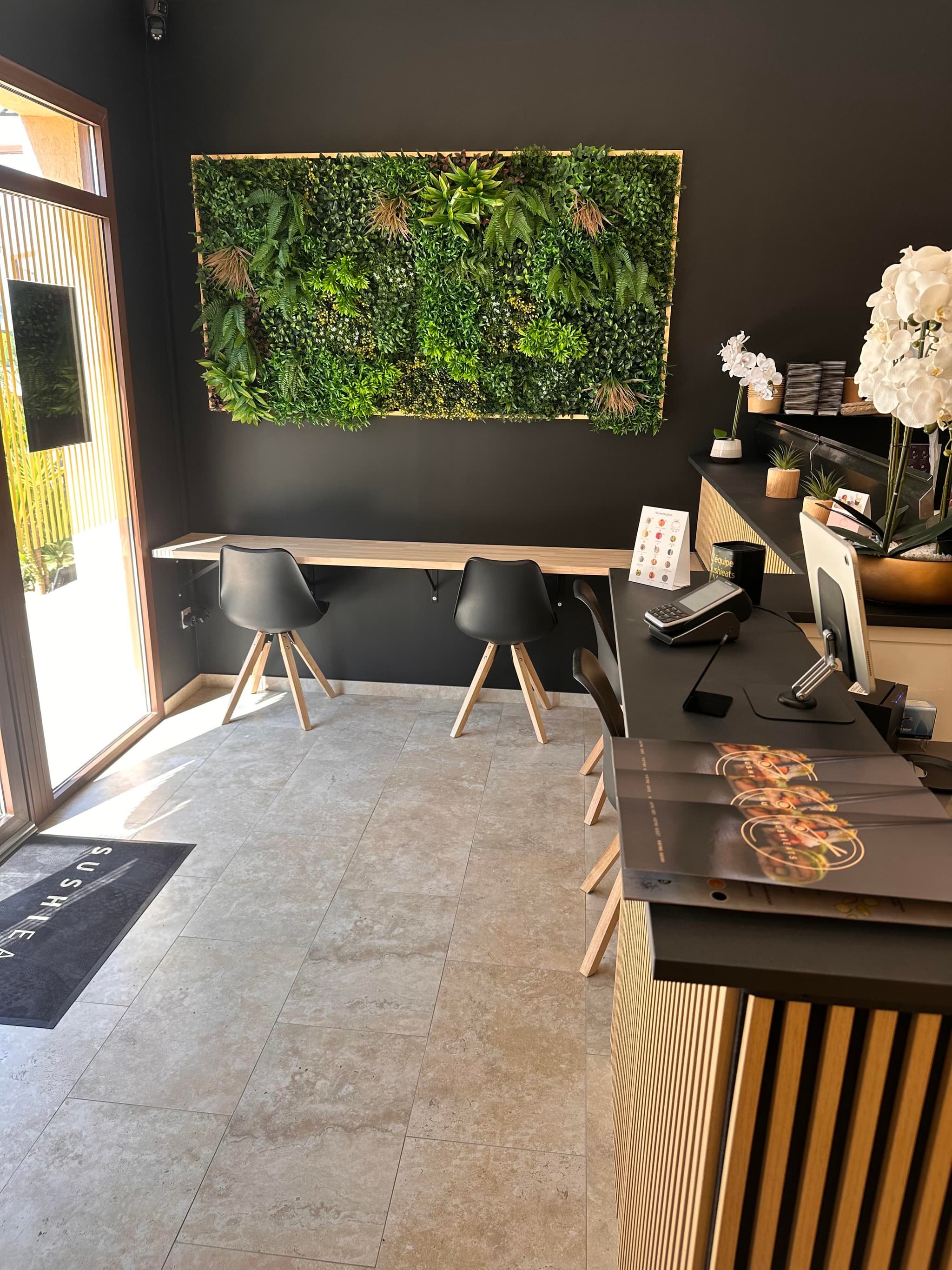 Sushi Eats_Saint-Martin-de-Crau