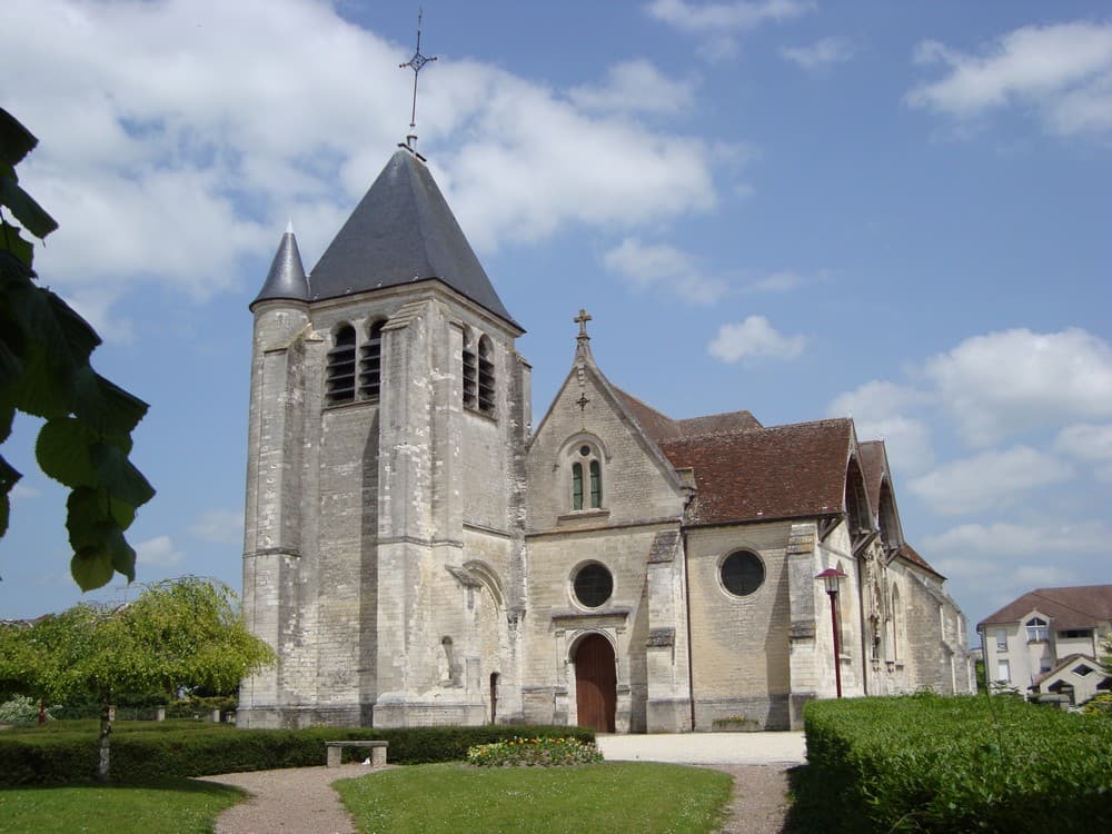 Saint Parres aux Tertres.JPG