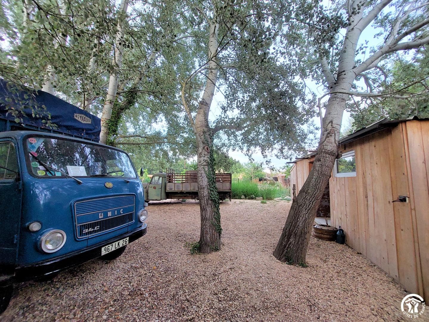 Les Truck Lodges Les Animaux et Marino