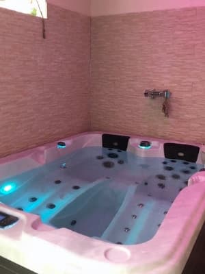 Nuit privée spa et bien-être jpg