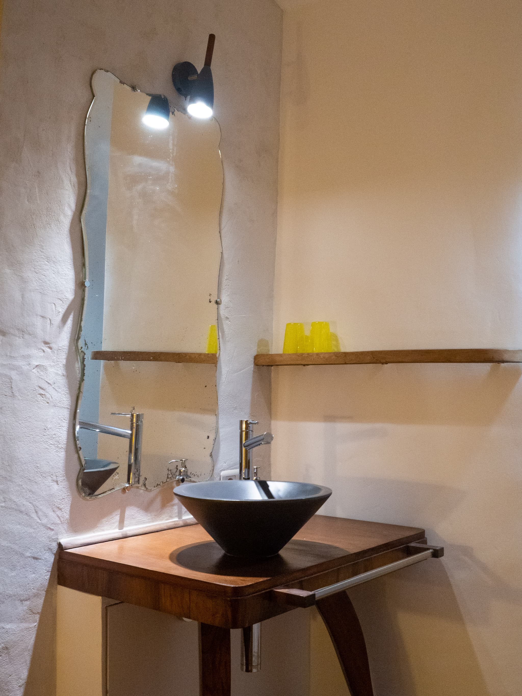 Le Jaune @ La Madeleine Arles