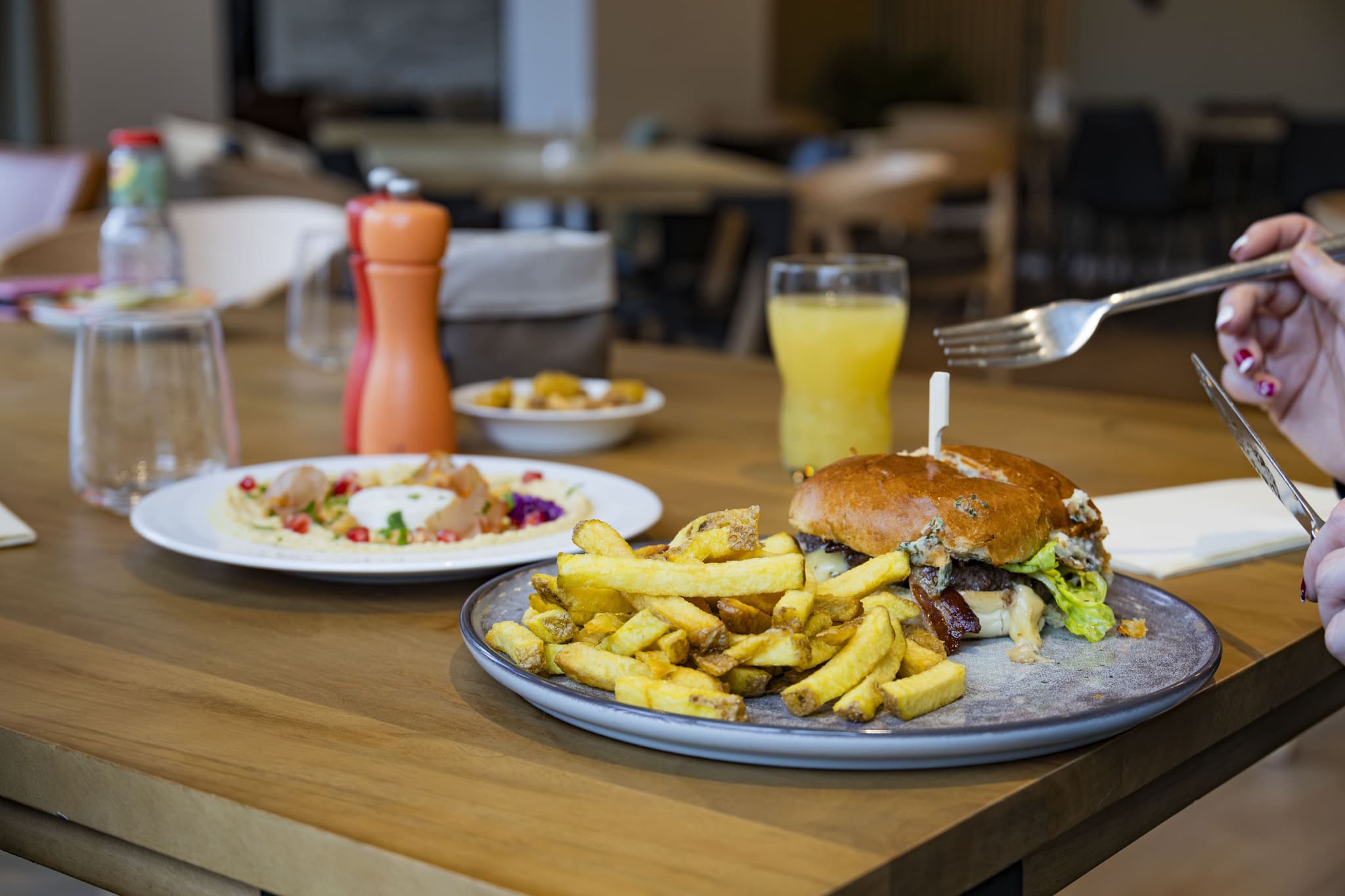 PLAT RESTAURANT