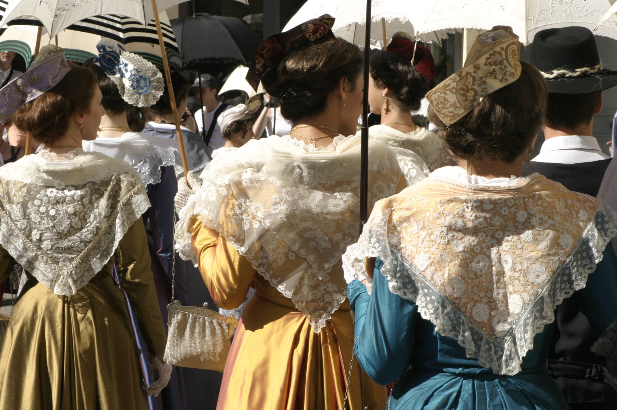 Présentation de la nouvelle Reine d'Arles