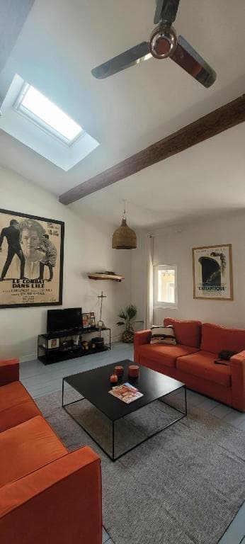 Magnifique LOFT Déco sur le port et à 5mn des plages wifi Clim 85 m2_La Ciotat