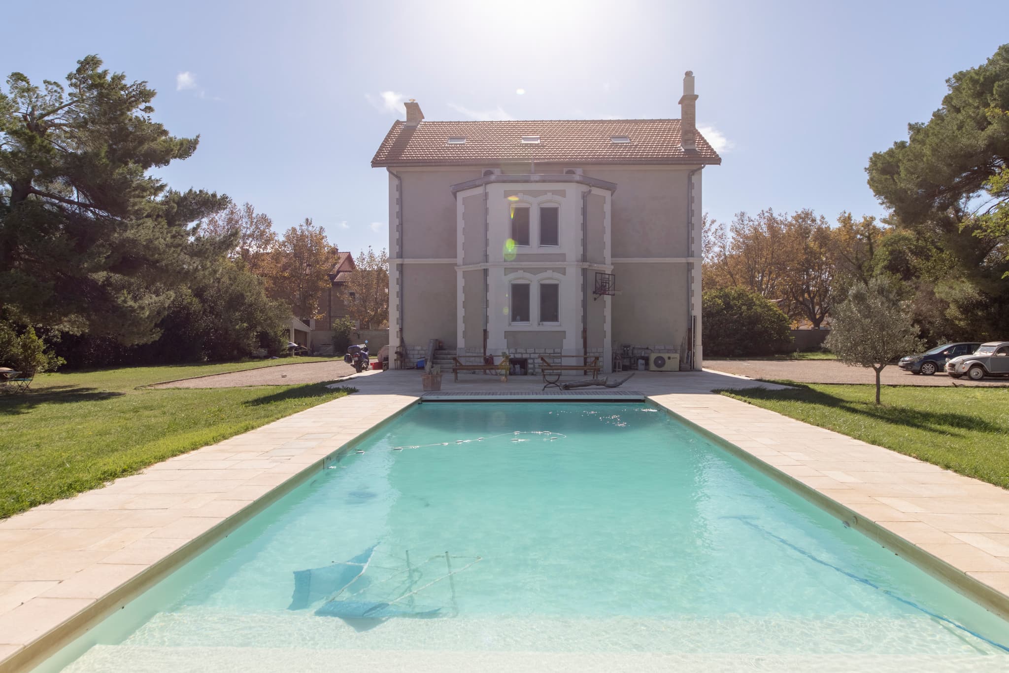 Parc de 5000m2 pour une détente sous le soleil de Camargue