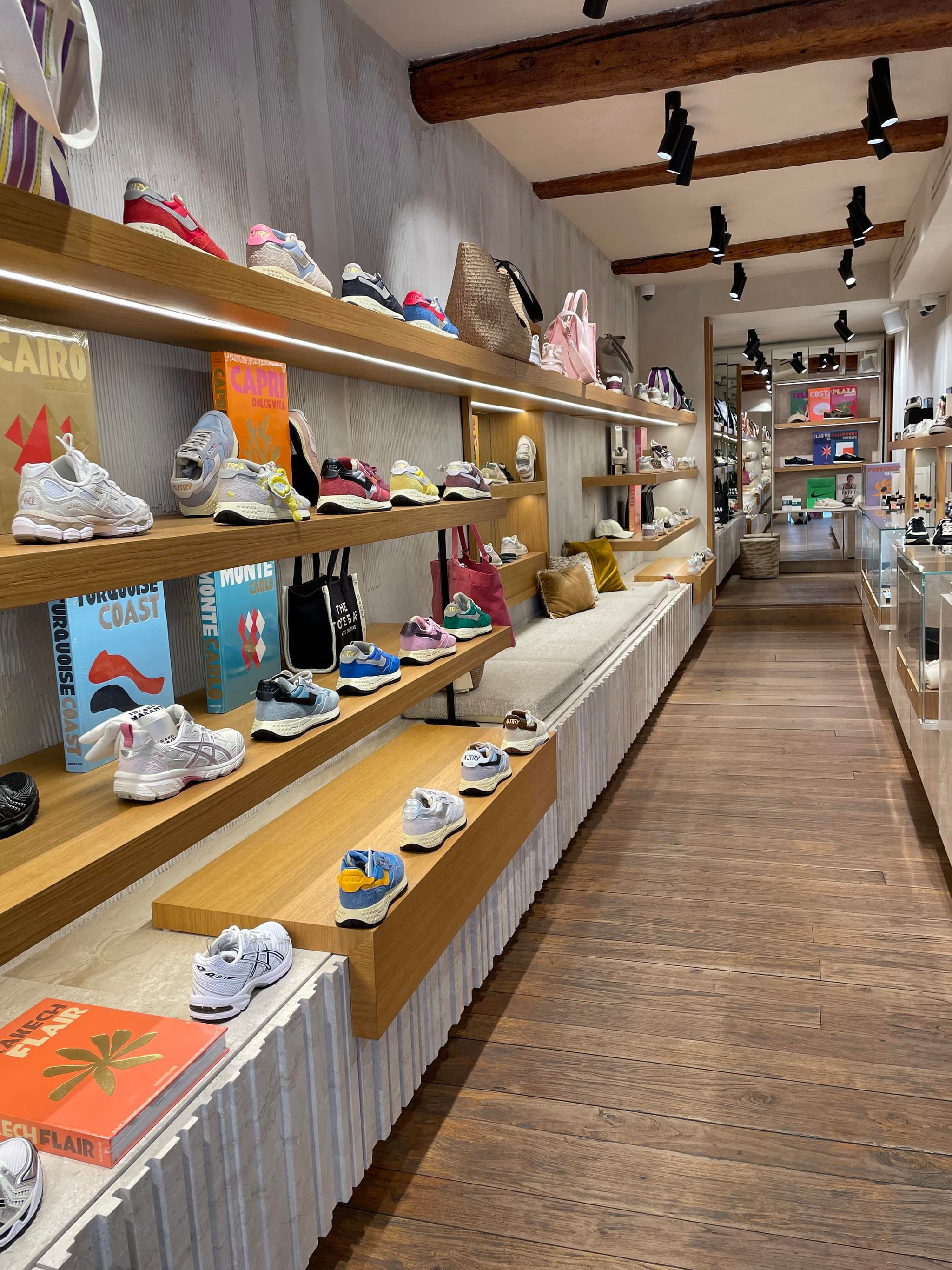 CHAUSSURES