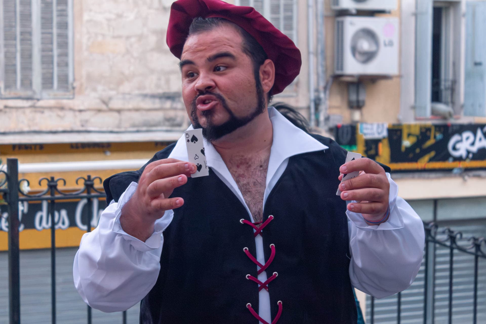 Les étranges visites Istres, la tournée magique_Istres