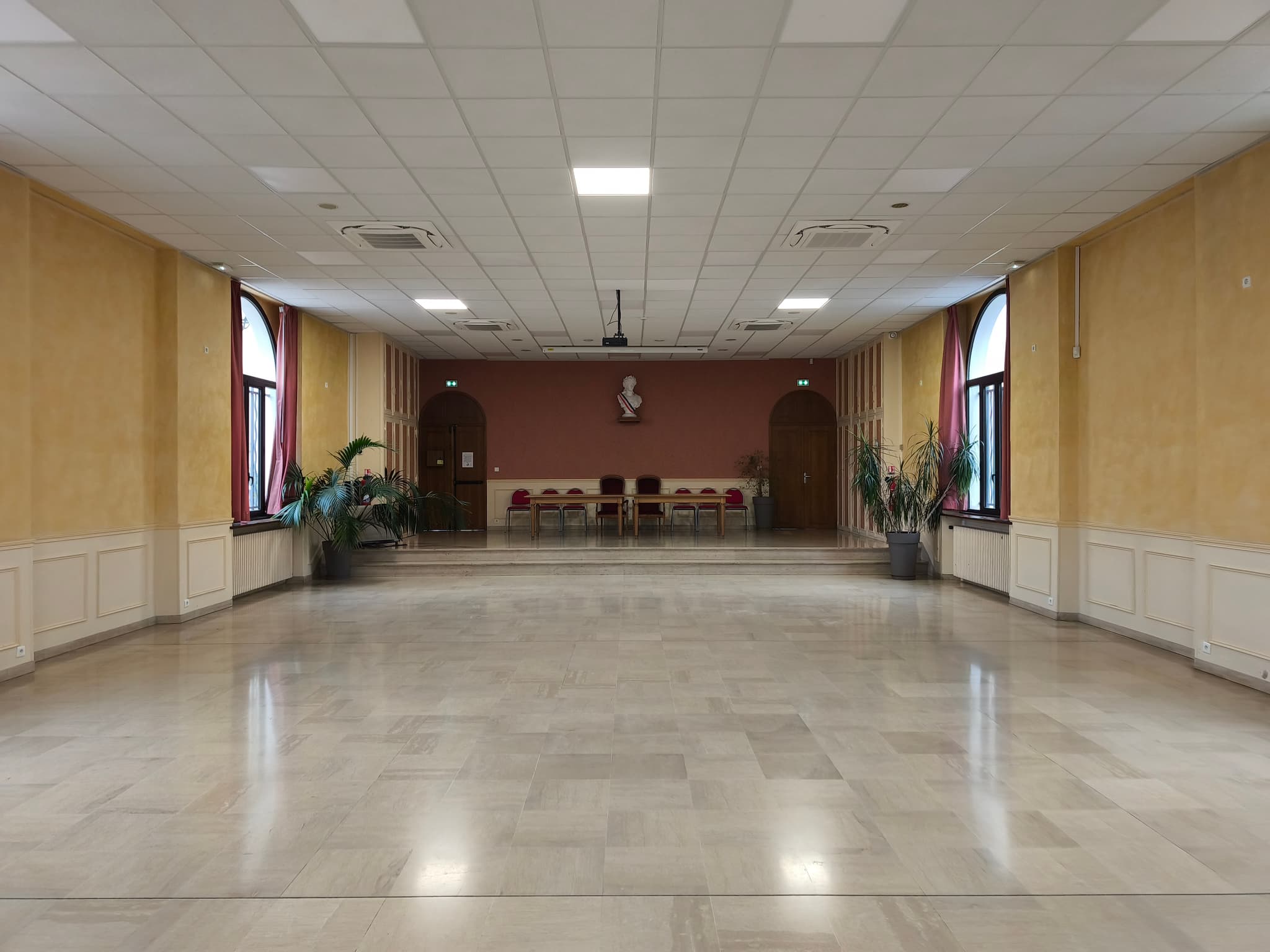Salle des Expositions_Noves