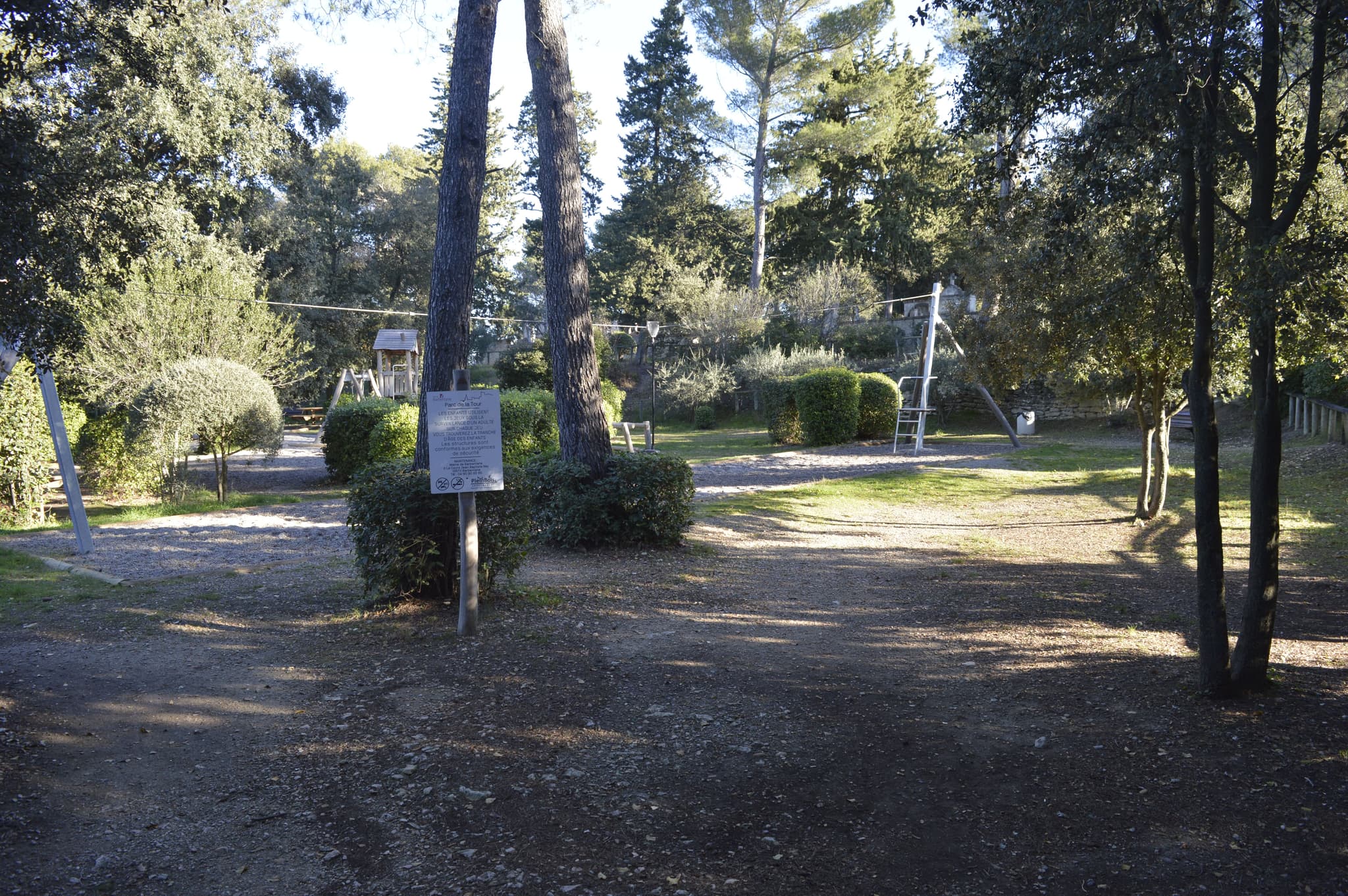 Aire de jeux_Barbentane
