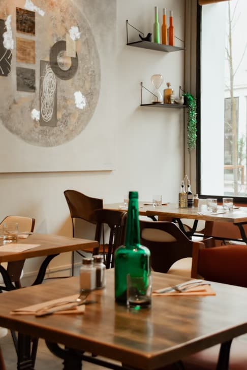 La petite table