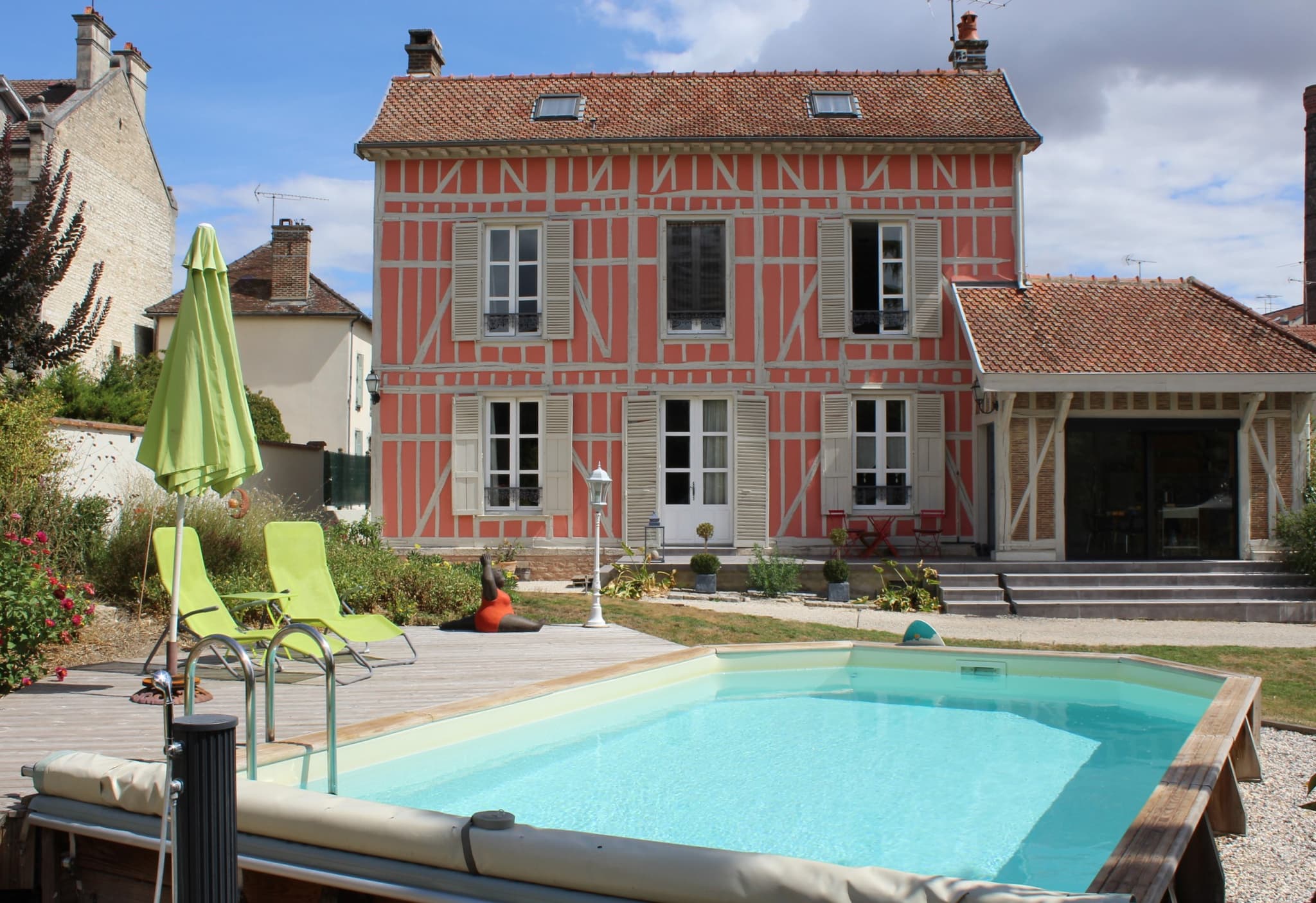 demeure+piscine.JPG