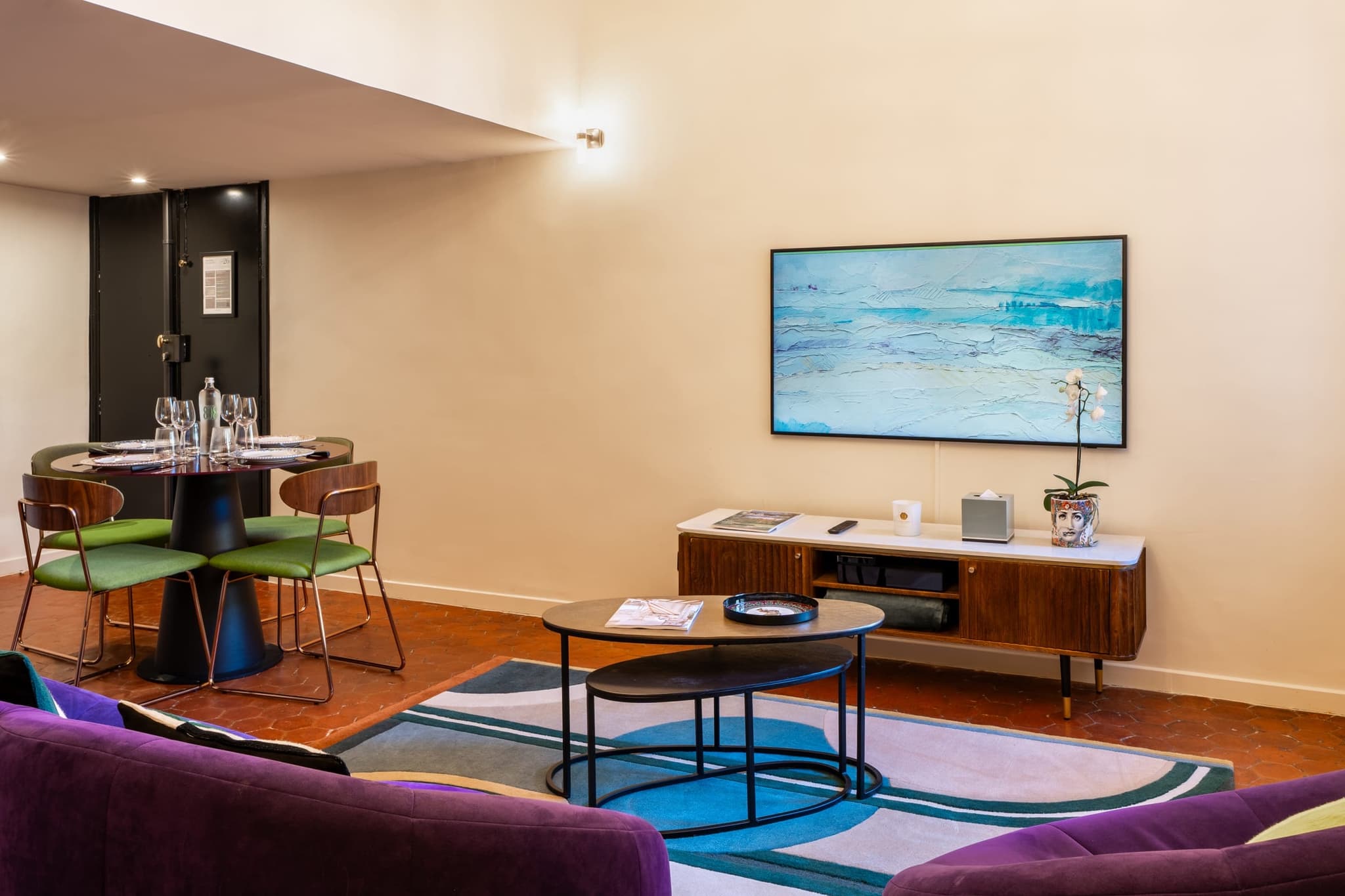 Suite 26