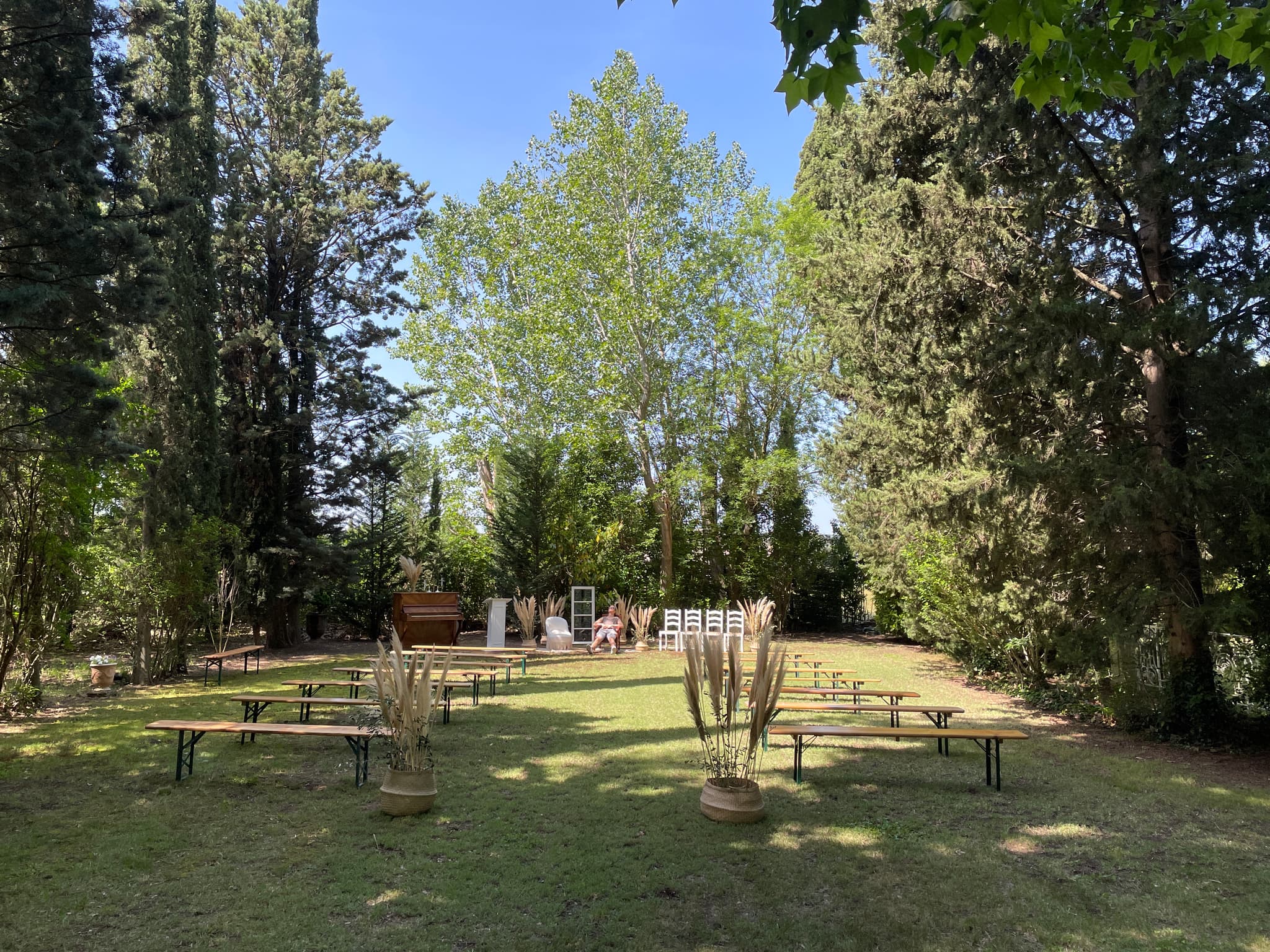 Cérémonie dans le jardin
