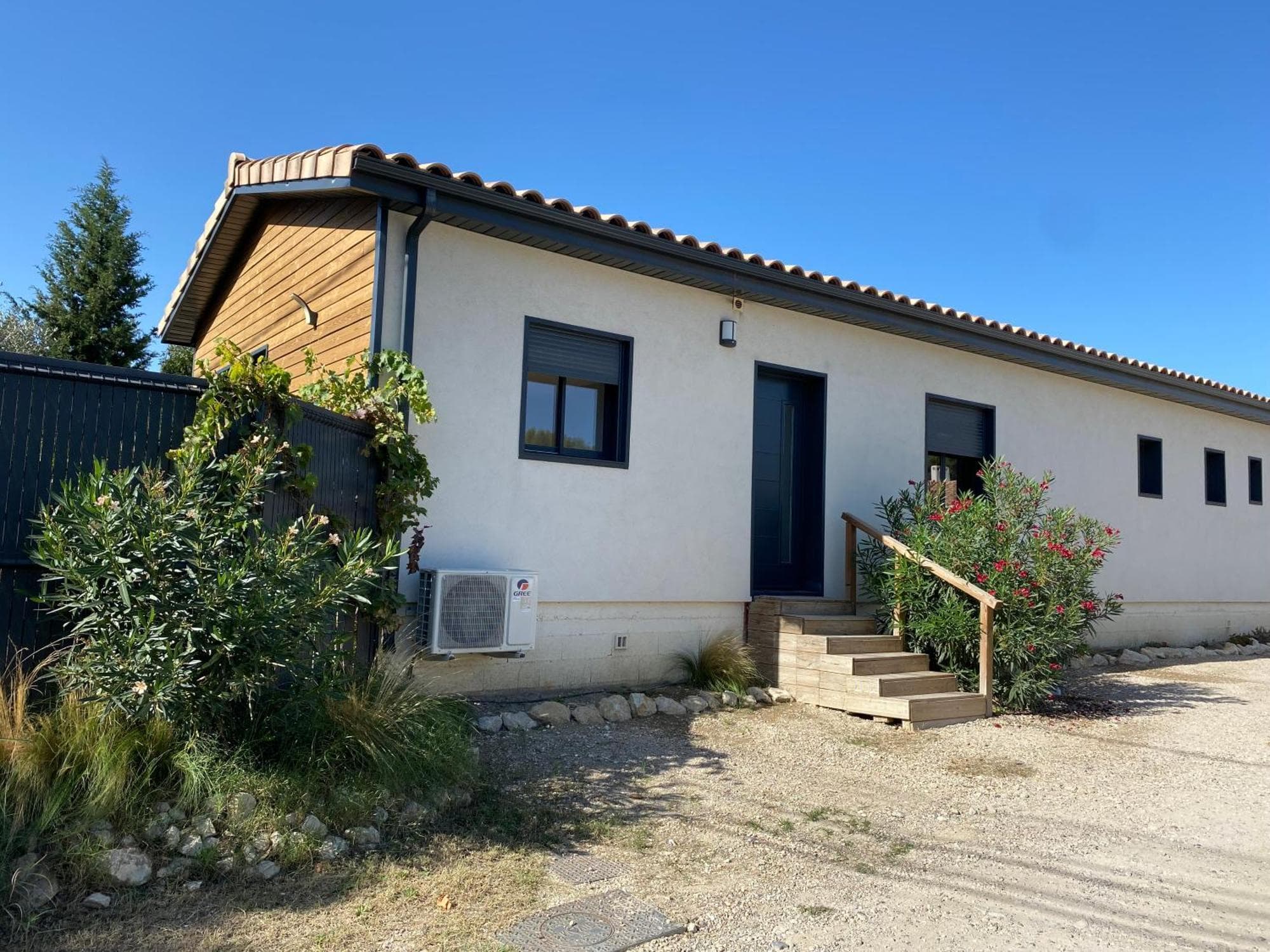La Maison aux pieds des Alpilles_Noves