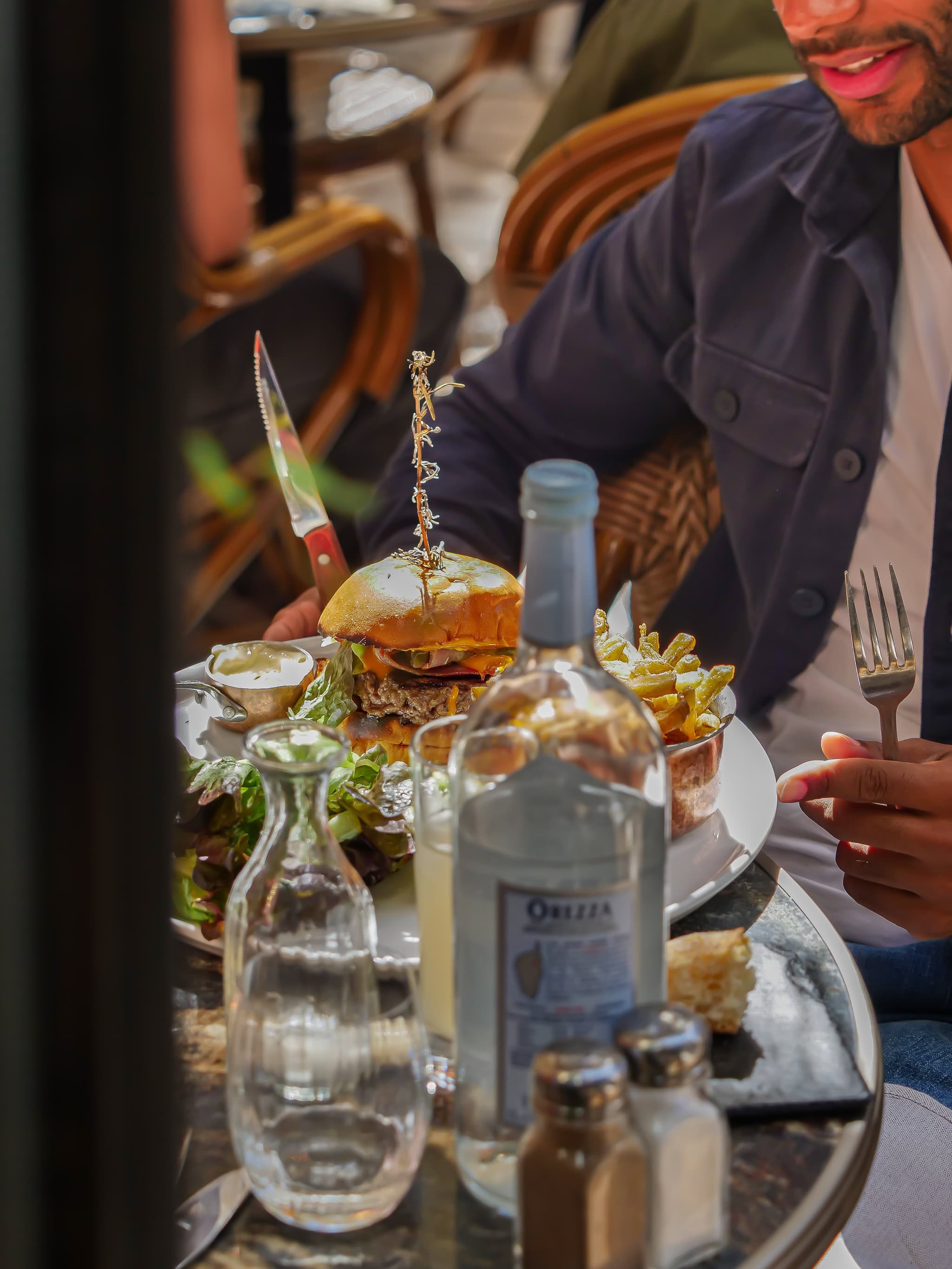 Burger Le Ramus sérvi sous cloche