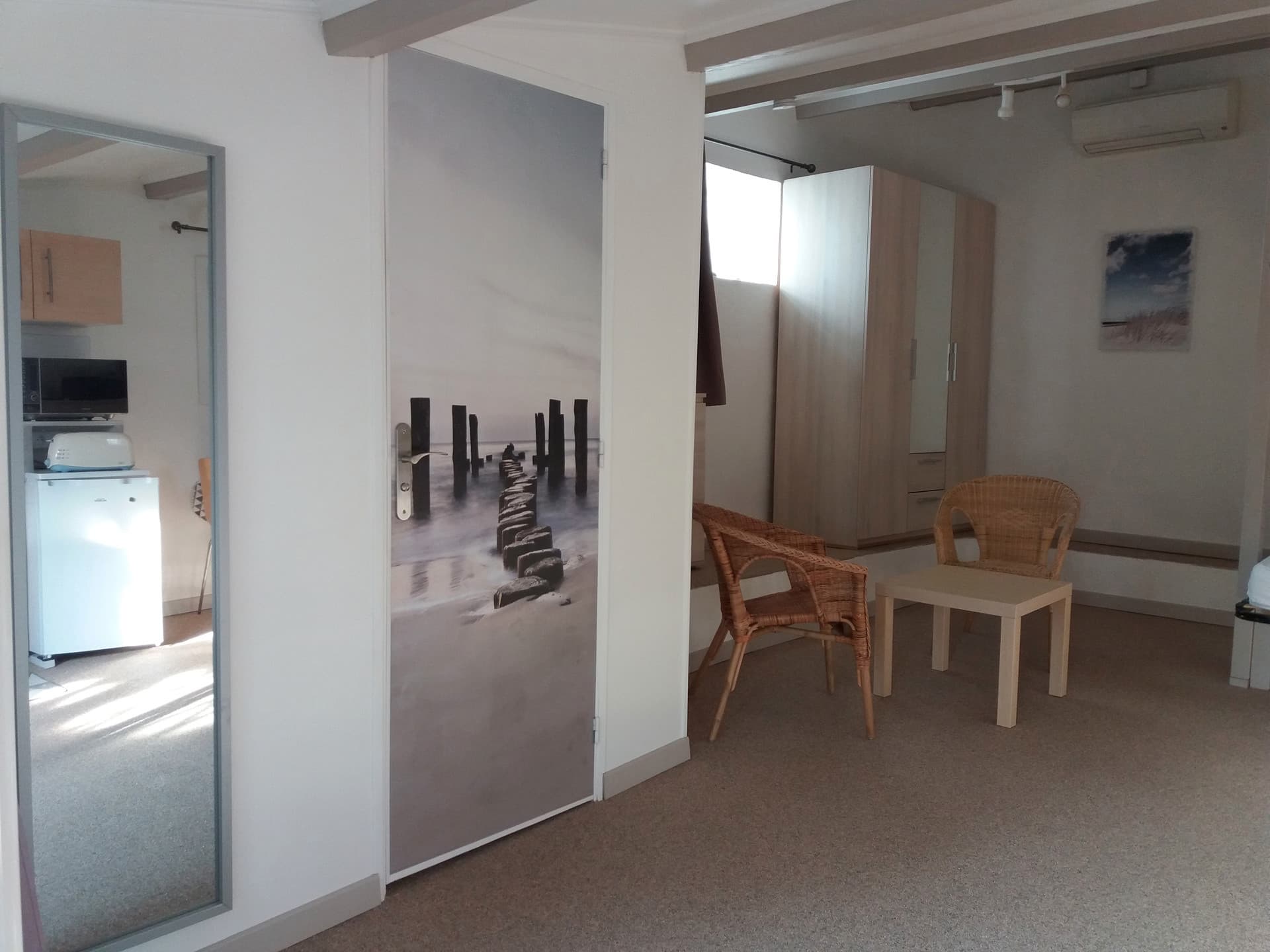 13T1038175_8_HD.jpg