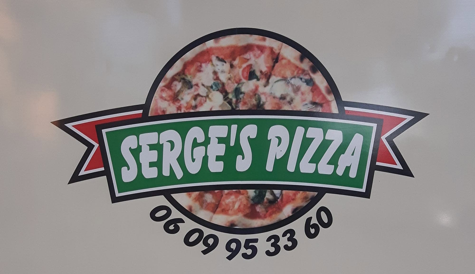 Camion Pizza Serge's Pizza à Maussane_Maussane-les-Alpilles