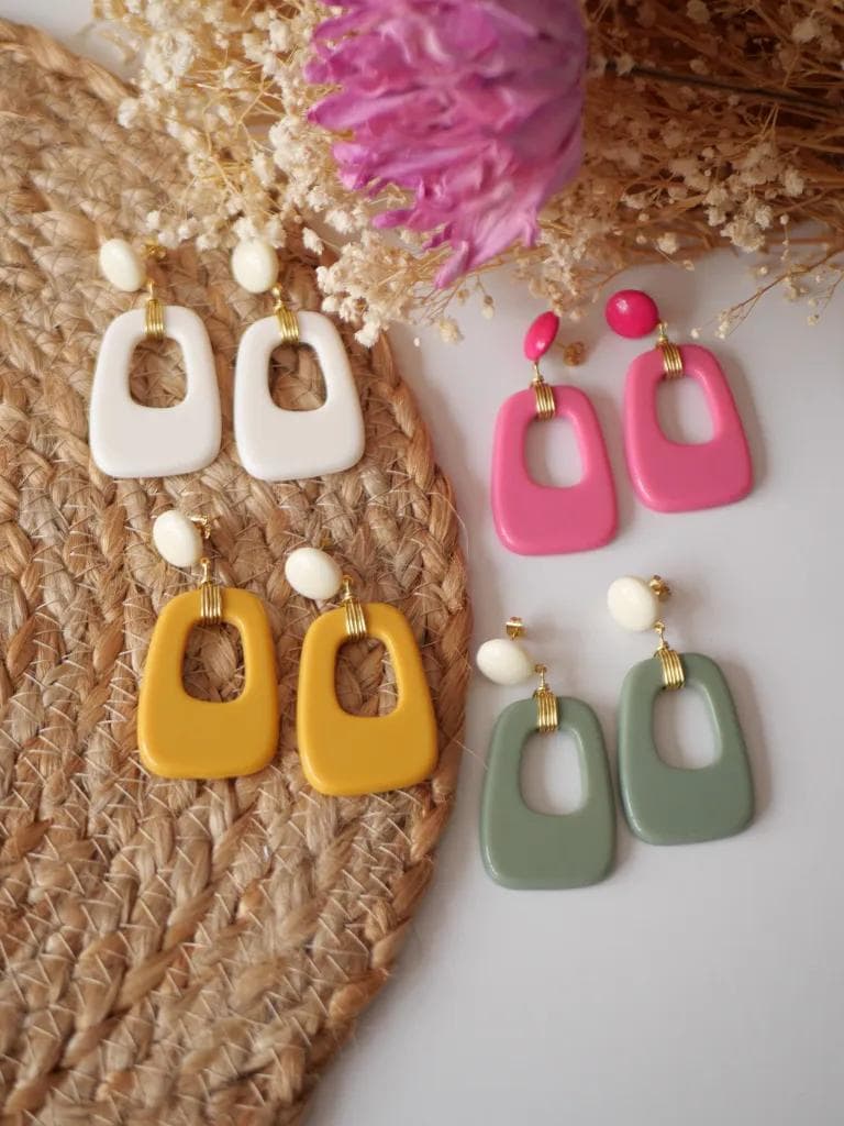 BOUCLES D'OREILLES