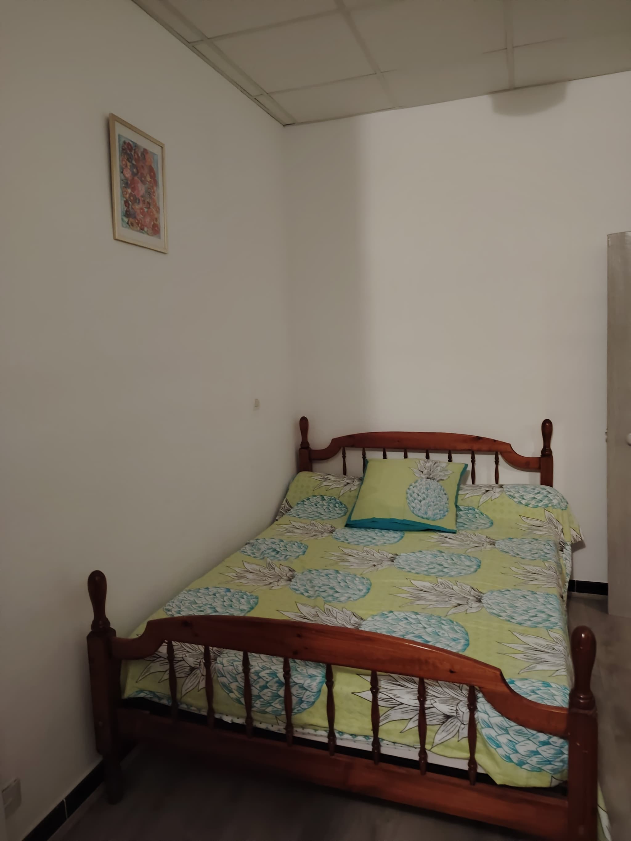 2eme coin chambre 14m2 1 lit 140