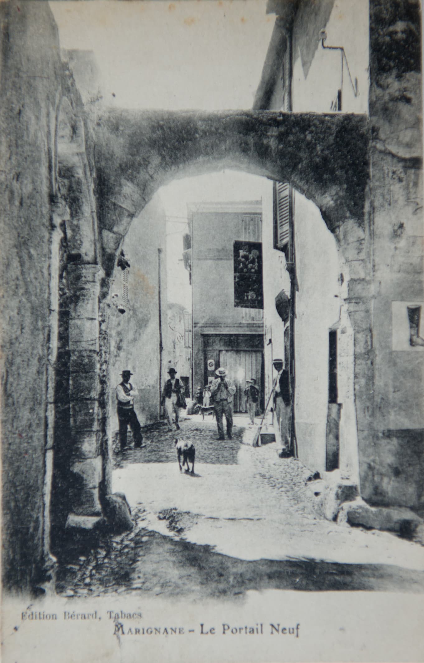 Portail neuf