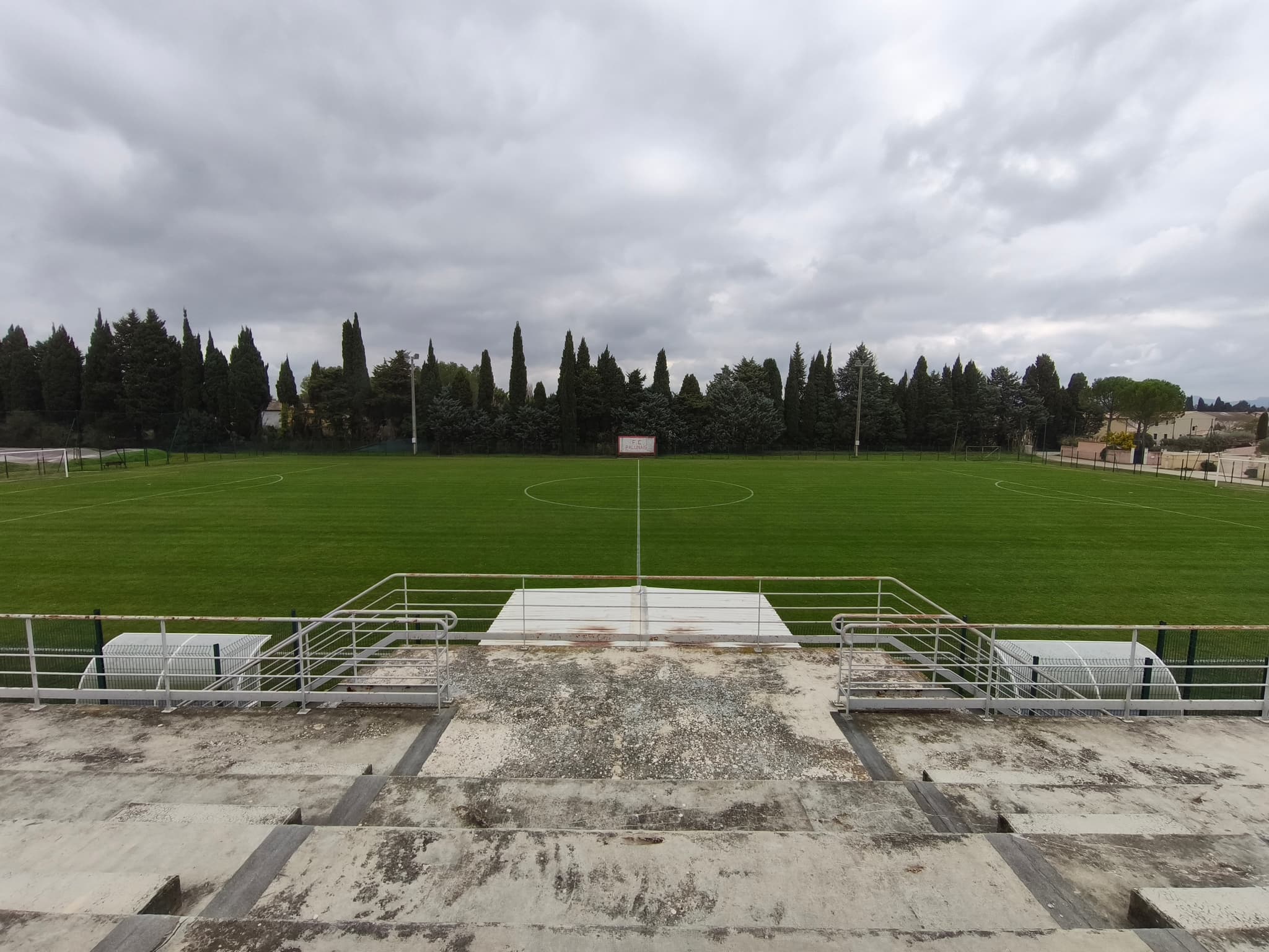 Stade des Journettes_Noves