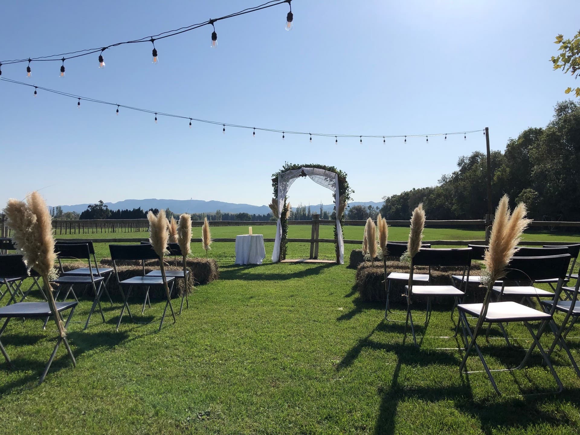 Manade_Caillan_mariage_exterieur