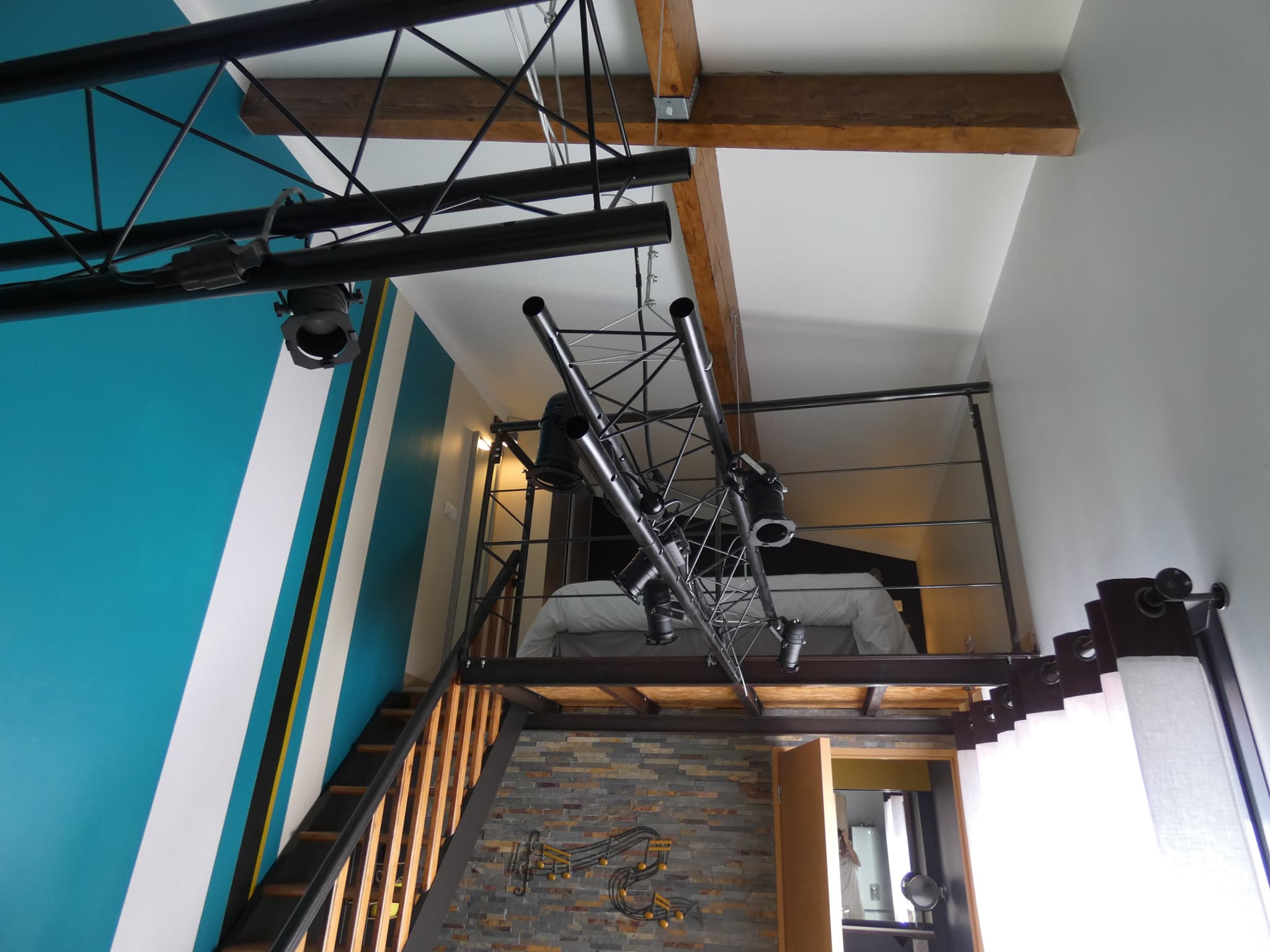 Accès chambre en mezzanine
