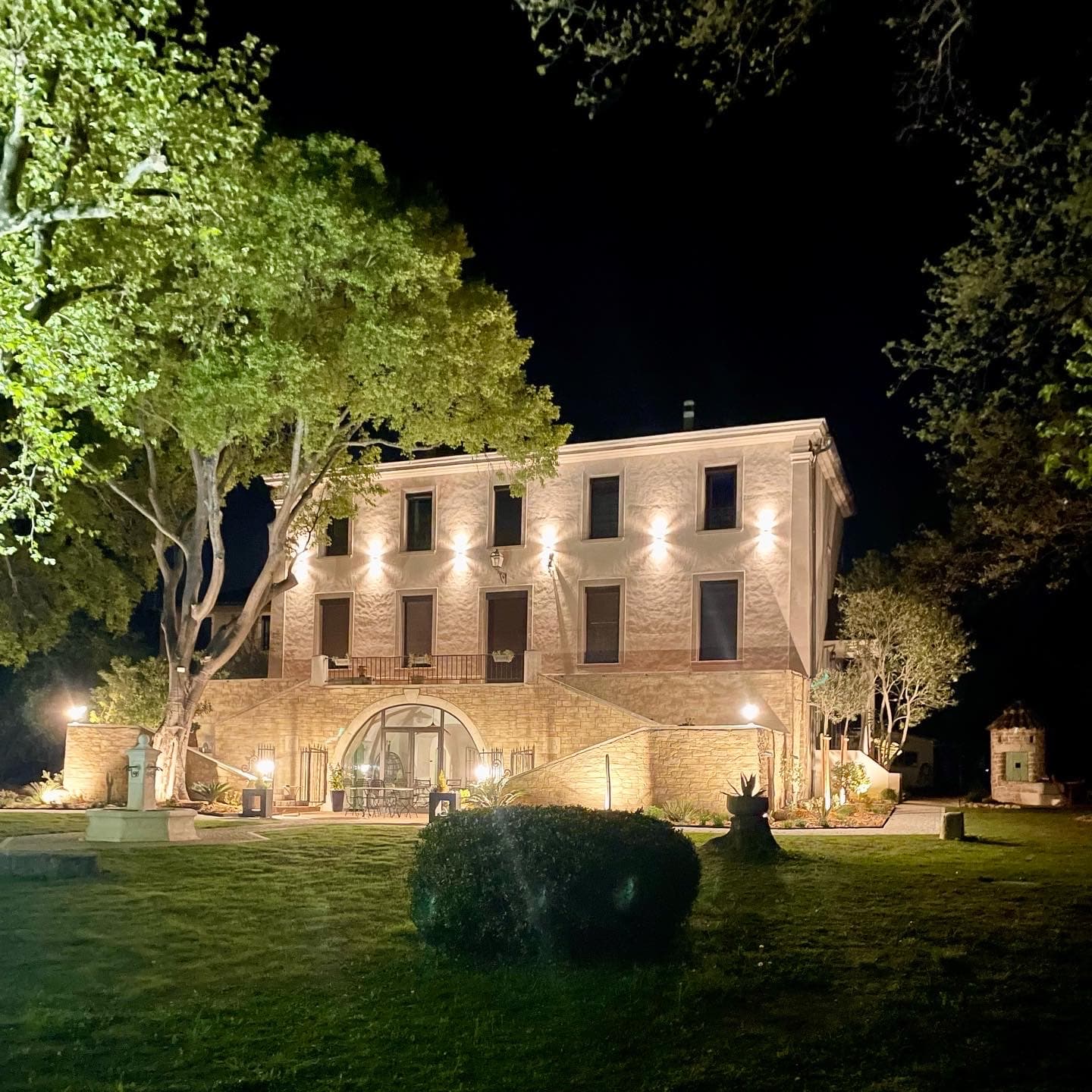 Bastide de nuit