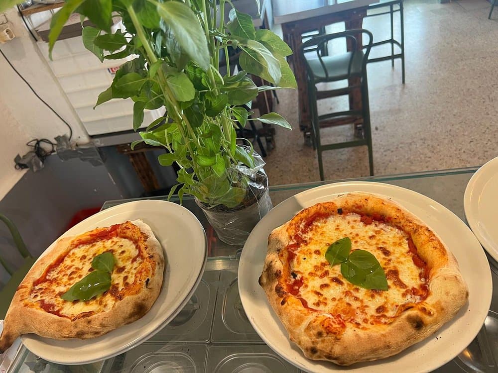 Pizzeria Napoli-arena_Arles