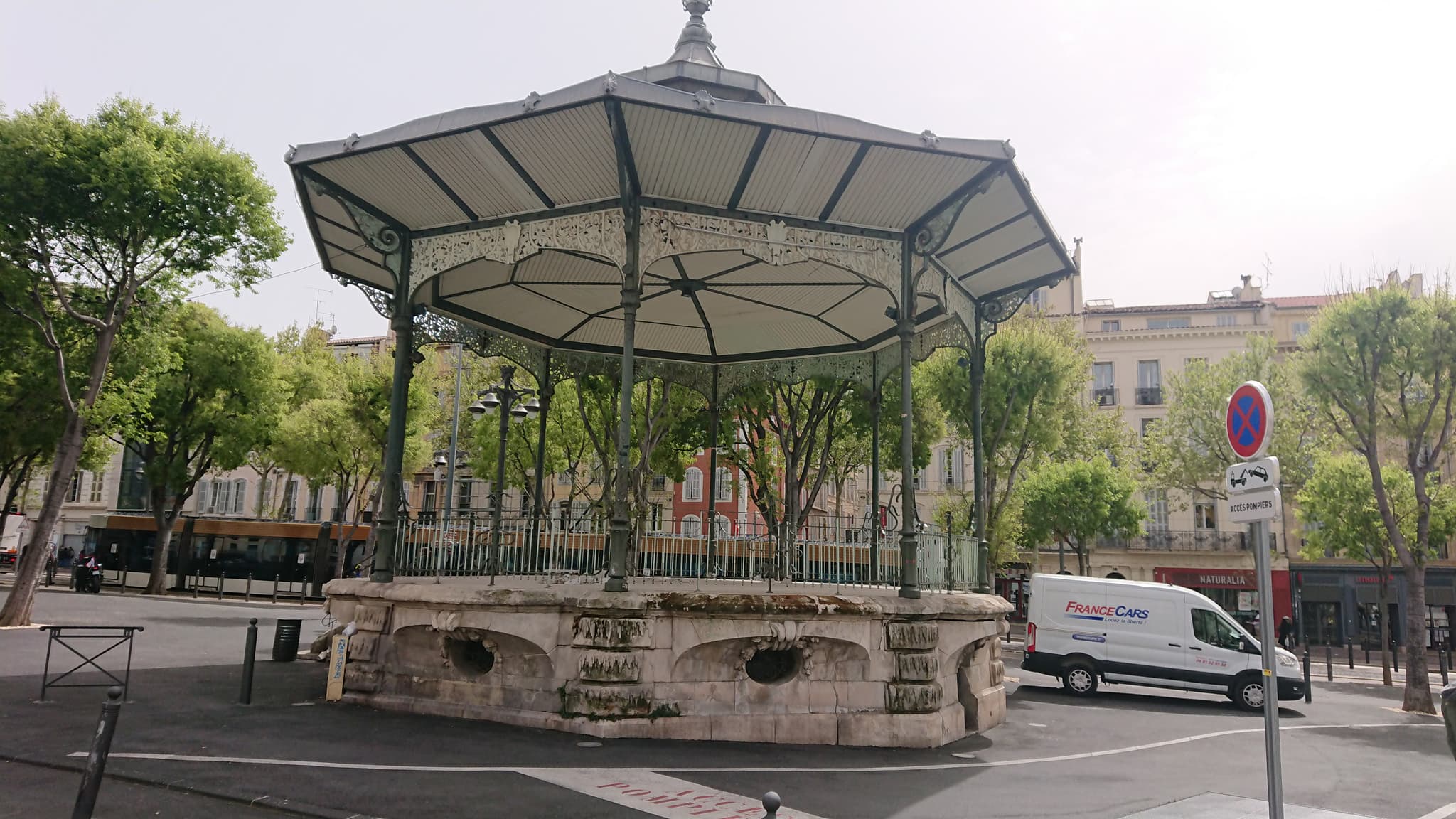 Kiosque à musique Canebiere