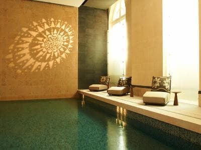 Spa by Clarins Marseille.jpg