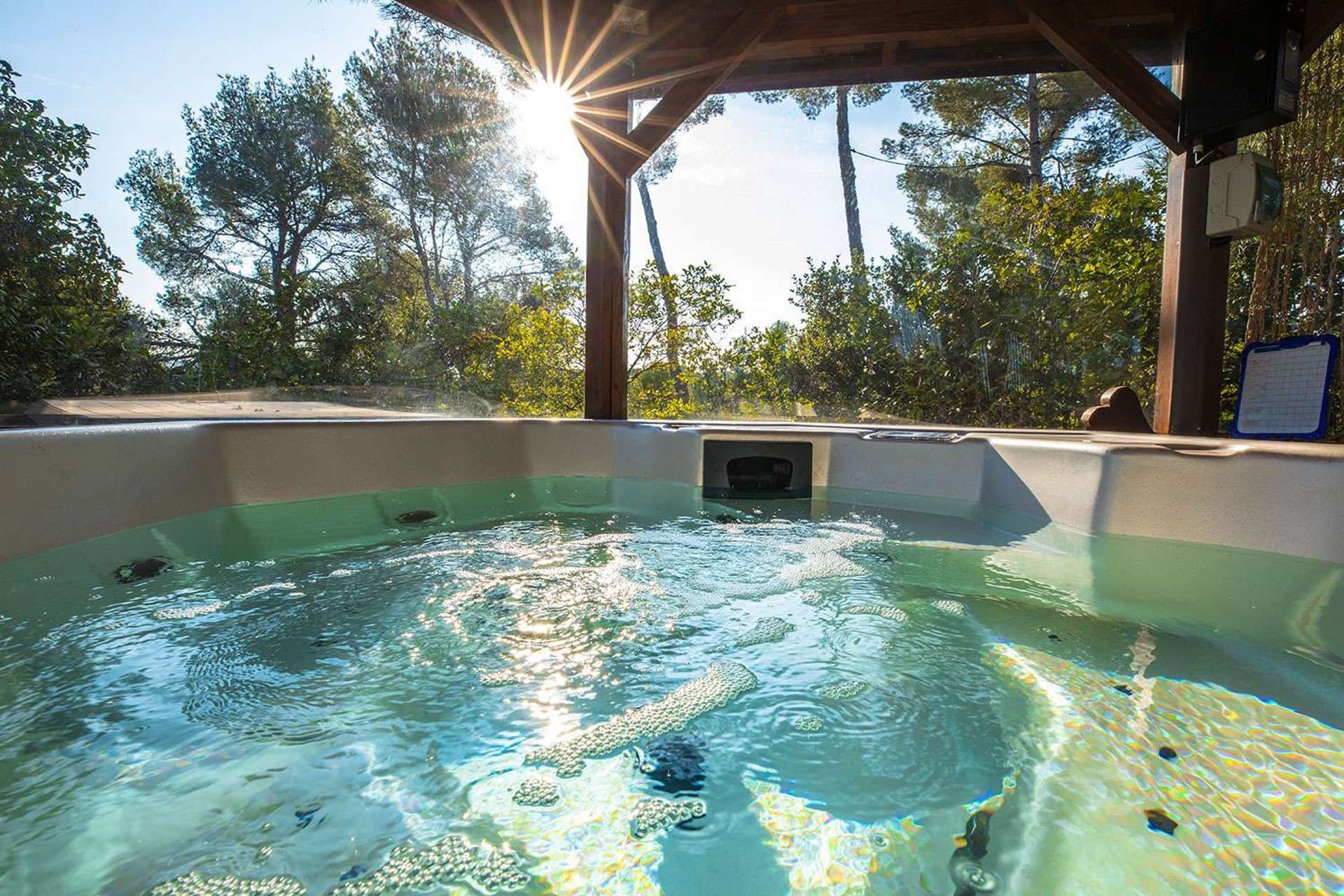 Jacuzzi