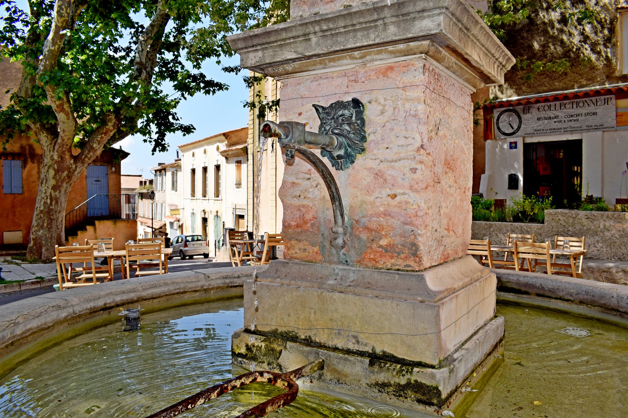 Vitrolles Tourisme Point Info