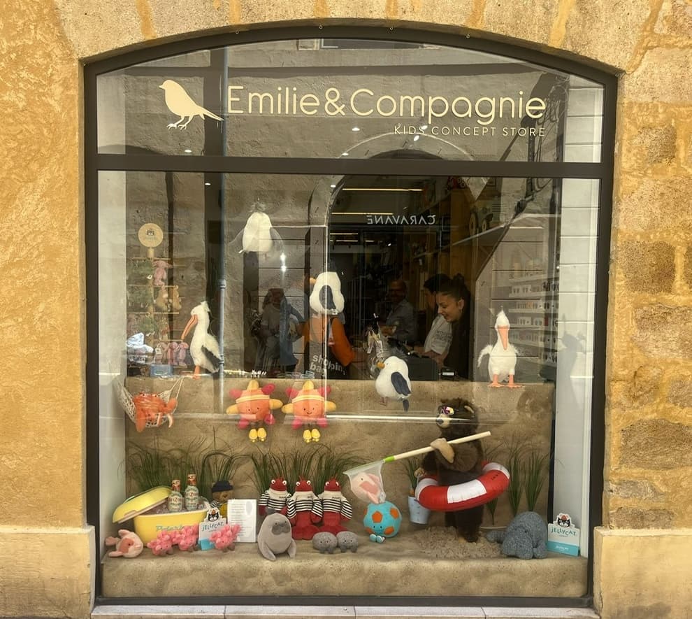vitrine été jellycat - Emilie & Compagnie