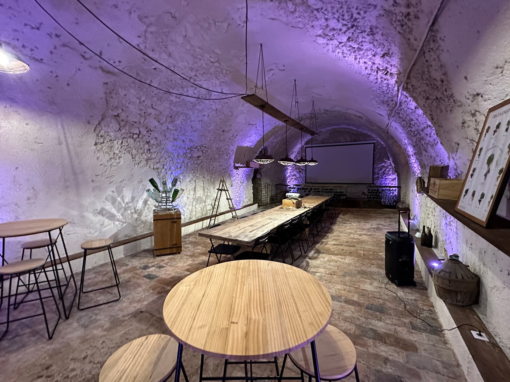 Cave à vin - Salle de réunion