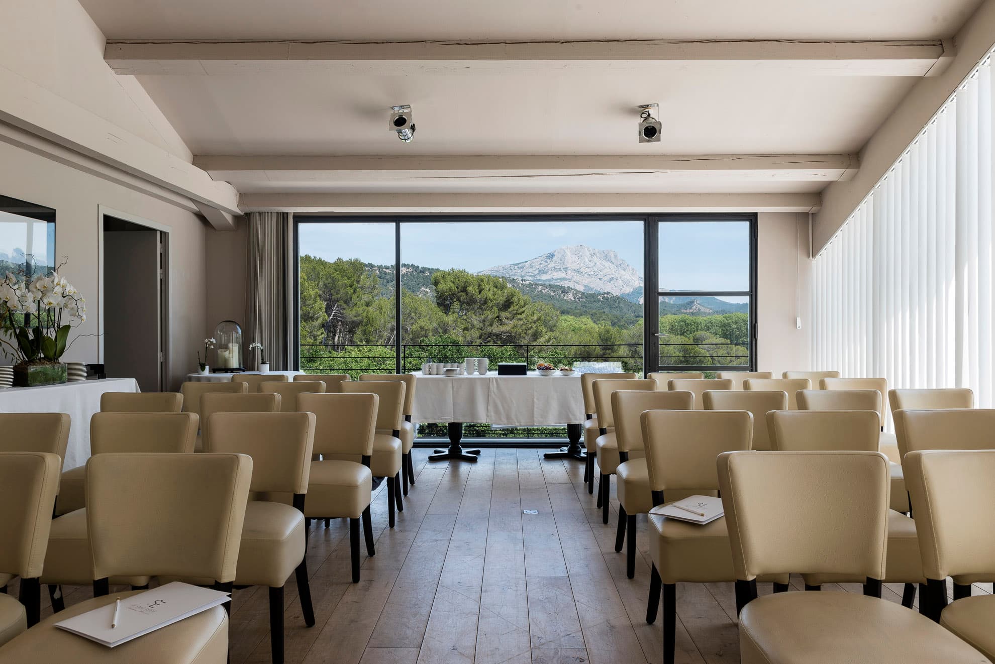 Les Lodges Sainte Victoire