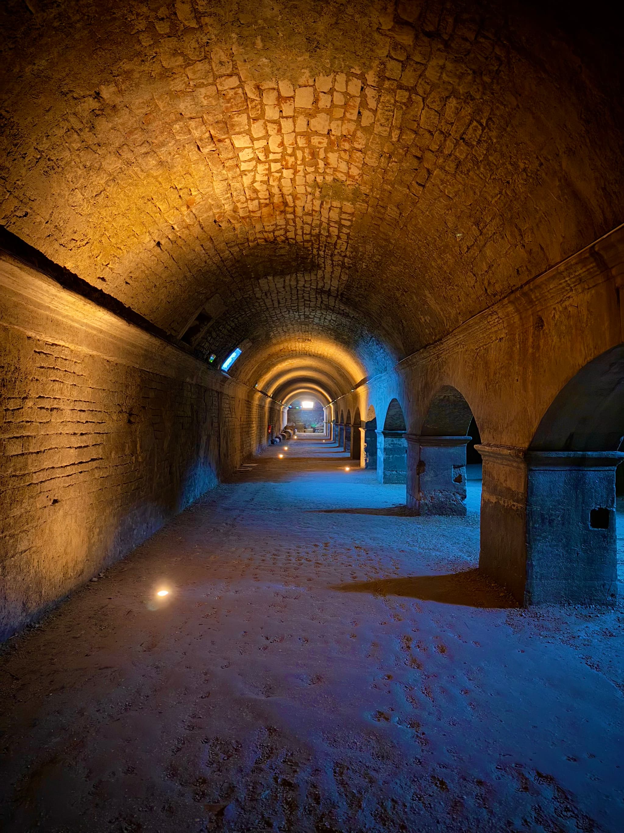 Les cryptoportiques du Forum_Arles