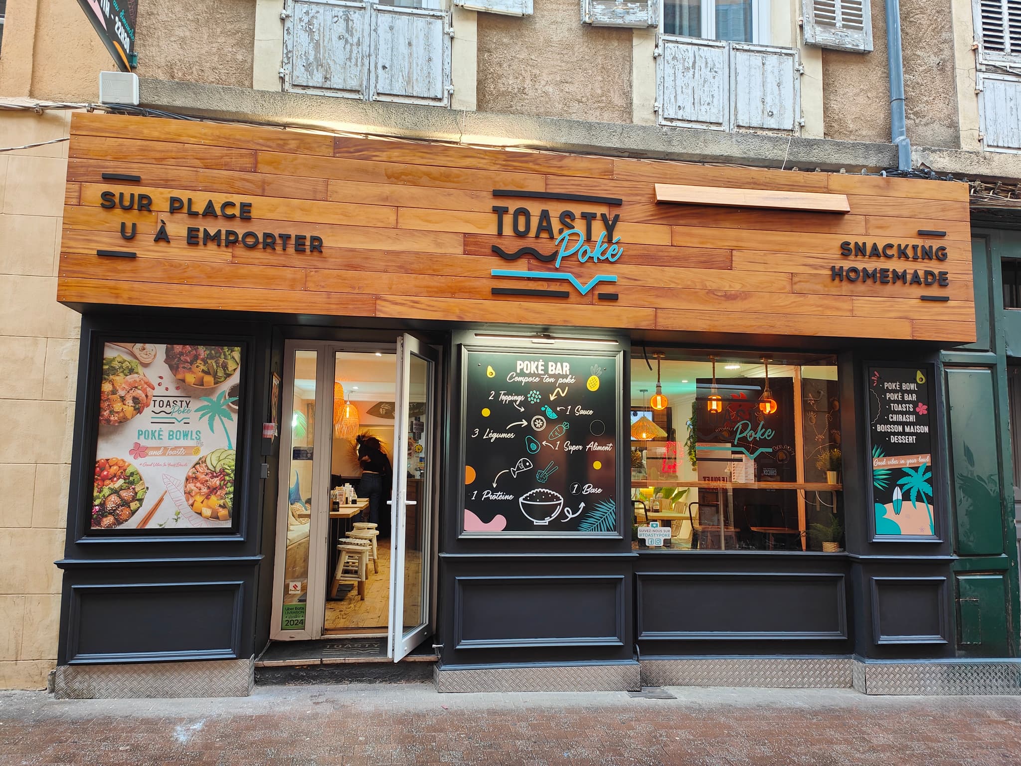 Restaurant Toasty Poké Rotonde