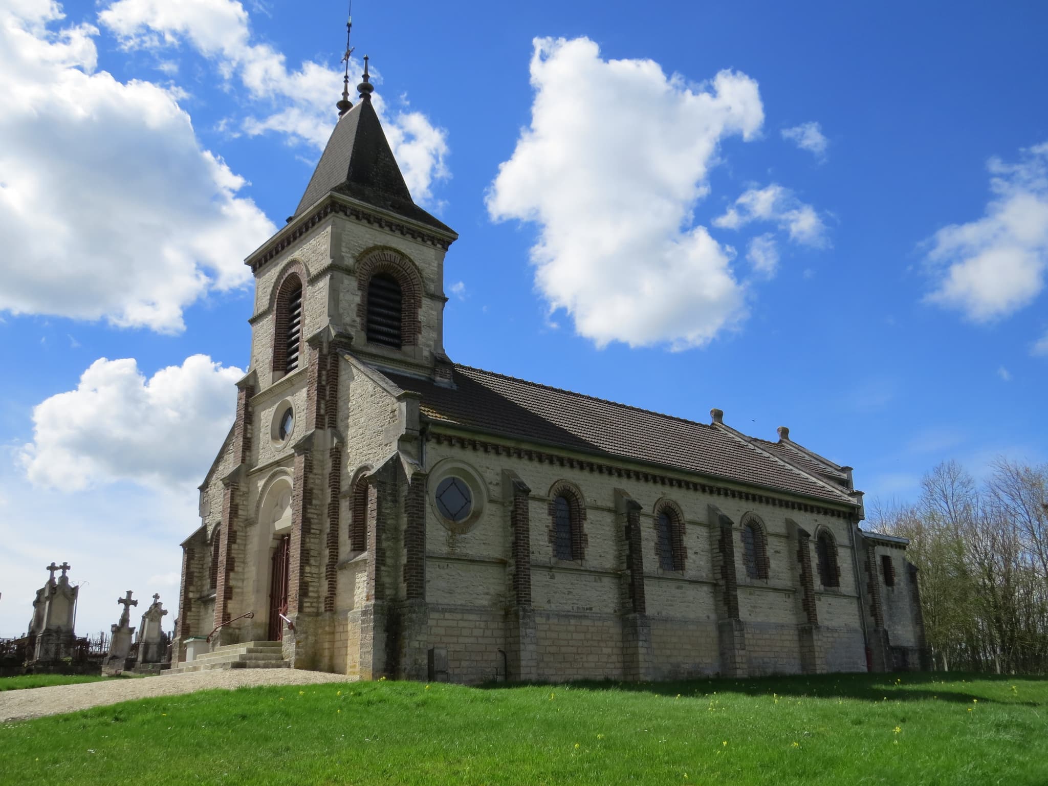 Eglise de Machy .JPG