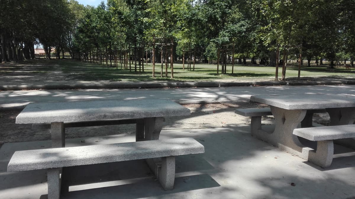 Tables et bancs