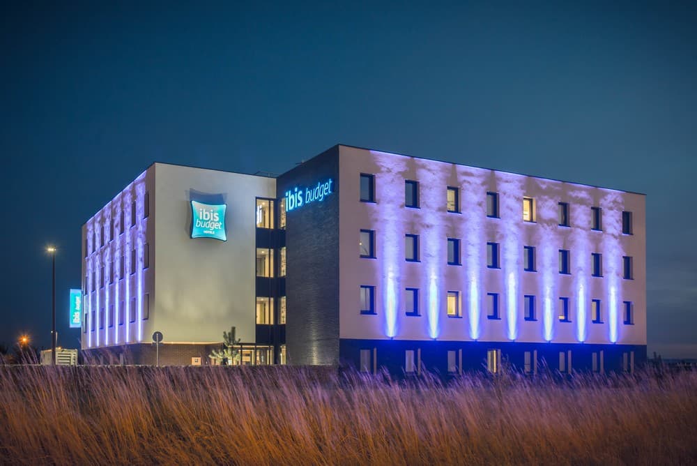 bâtiment nuit.jpg