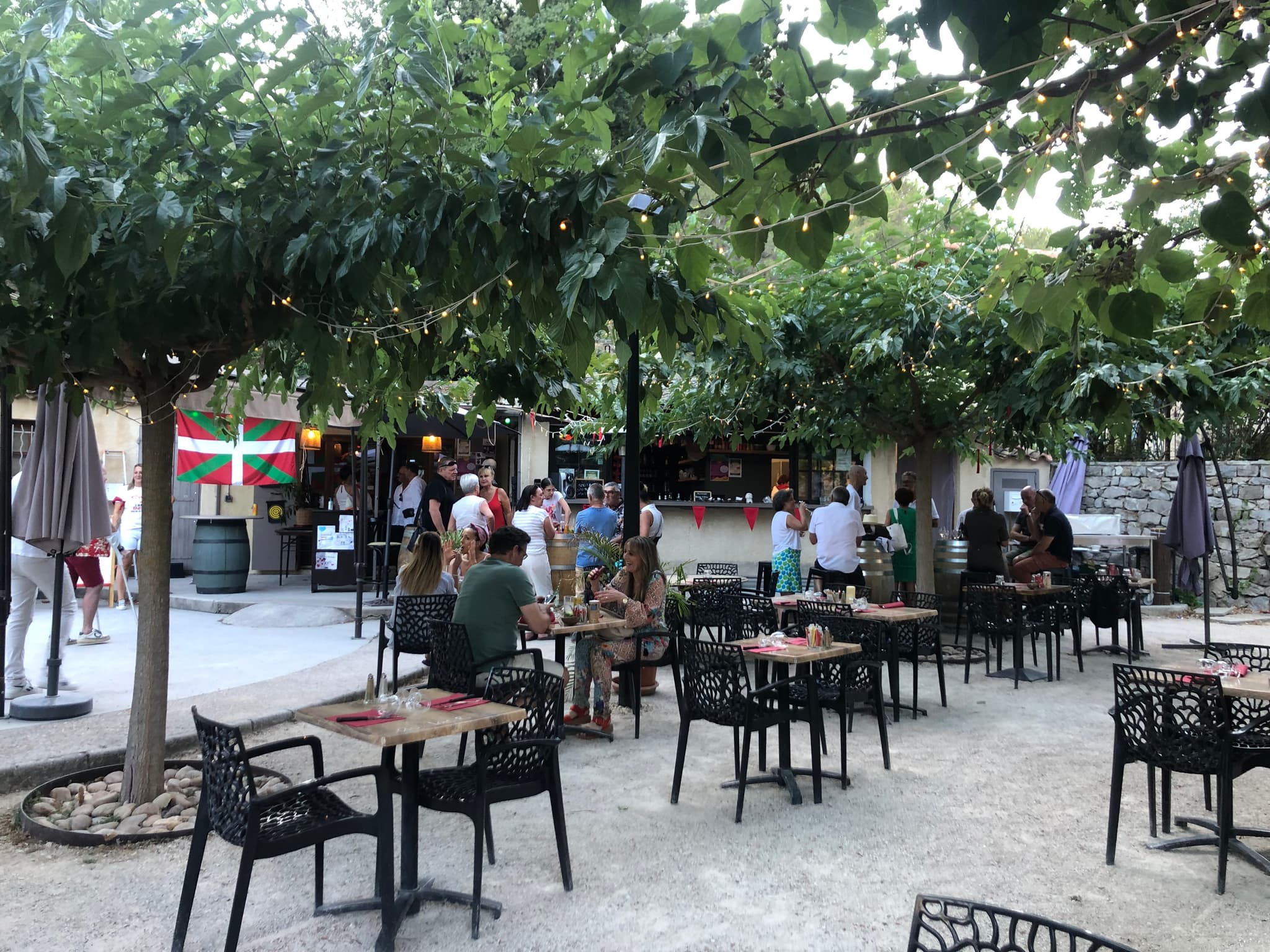 Chez le Basque_Aurons