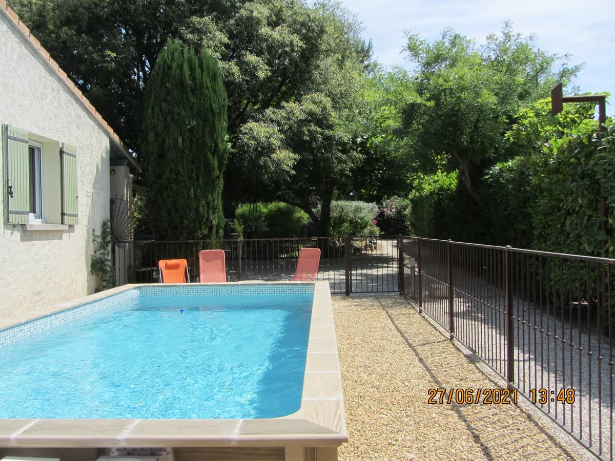 Bernadette et Claude Gibelin piscine