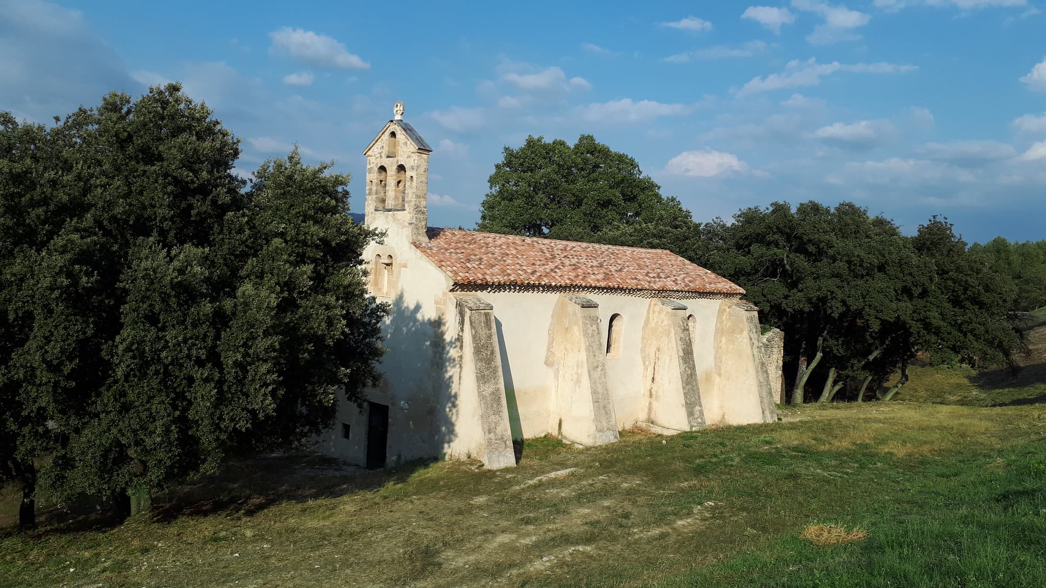 Chapelle Notre Dame d'Astor_Peyrolles-en-Provence