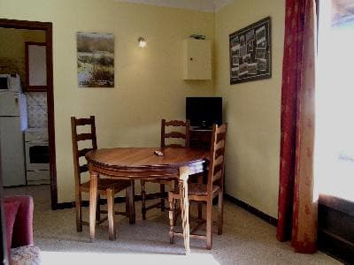 13T1029960_3_WEB.jpg
