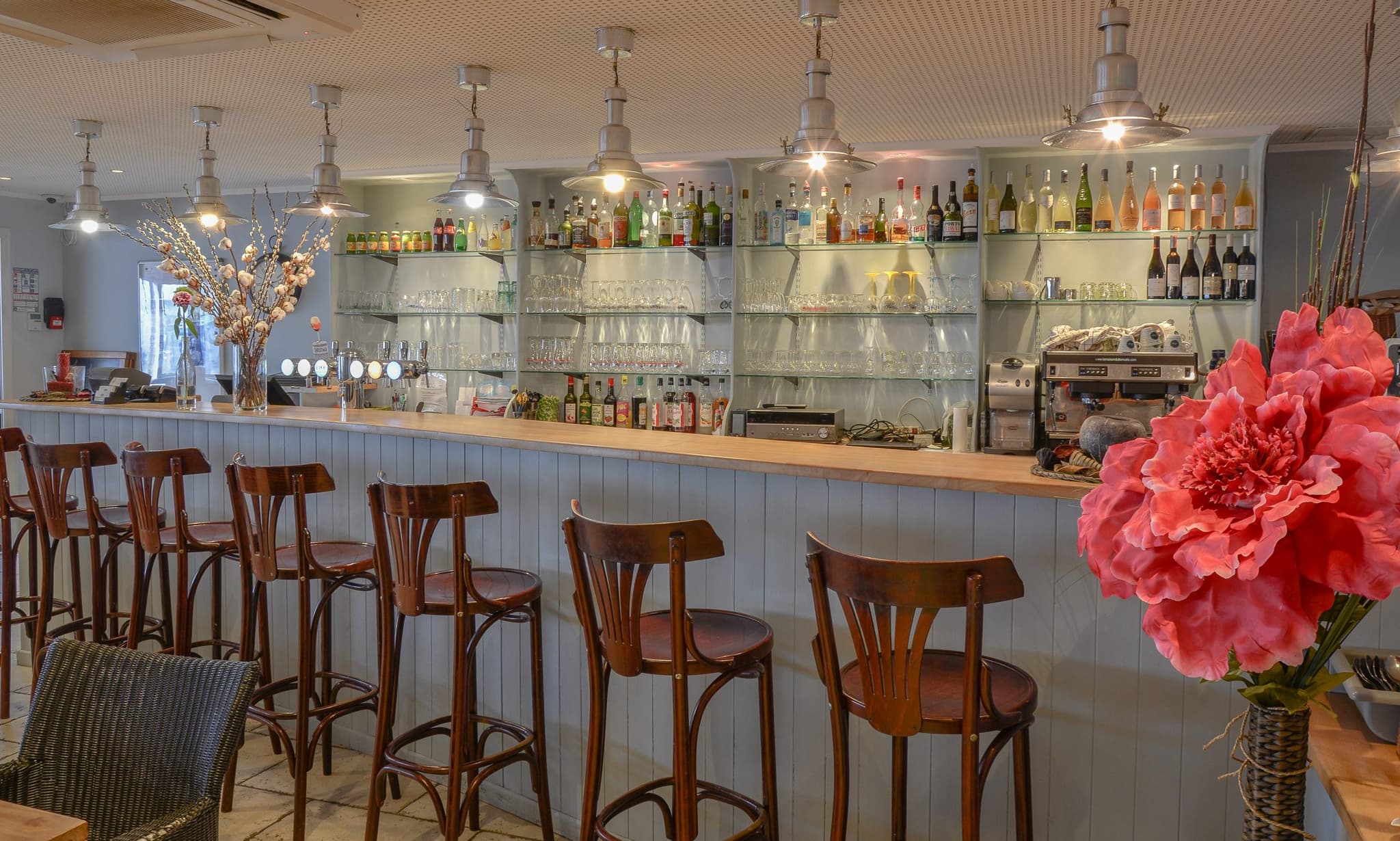 Bar
