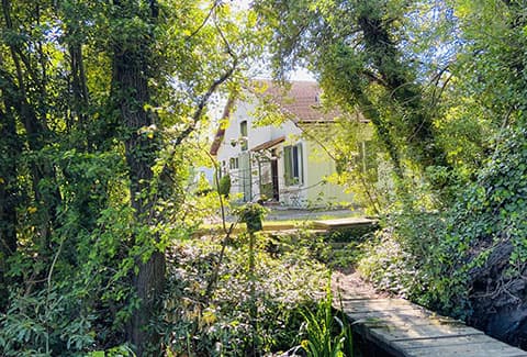 Les Clos des Amandiers