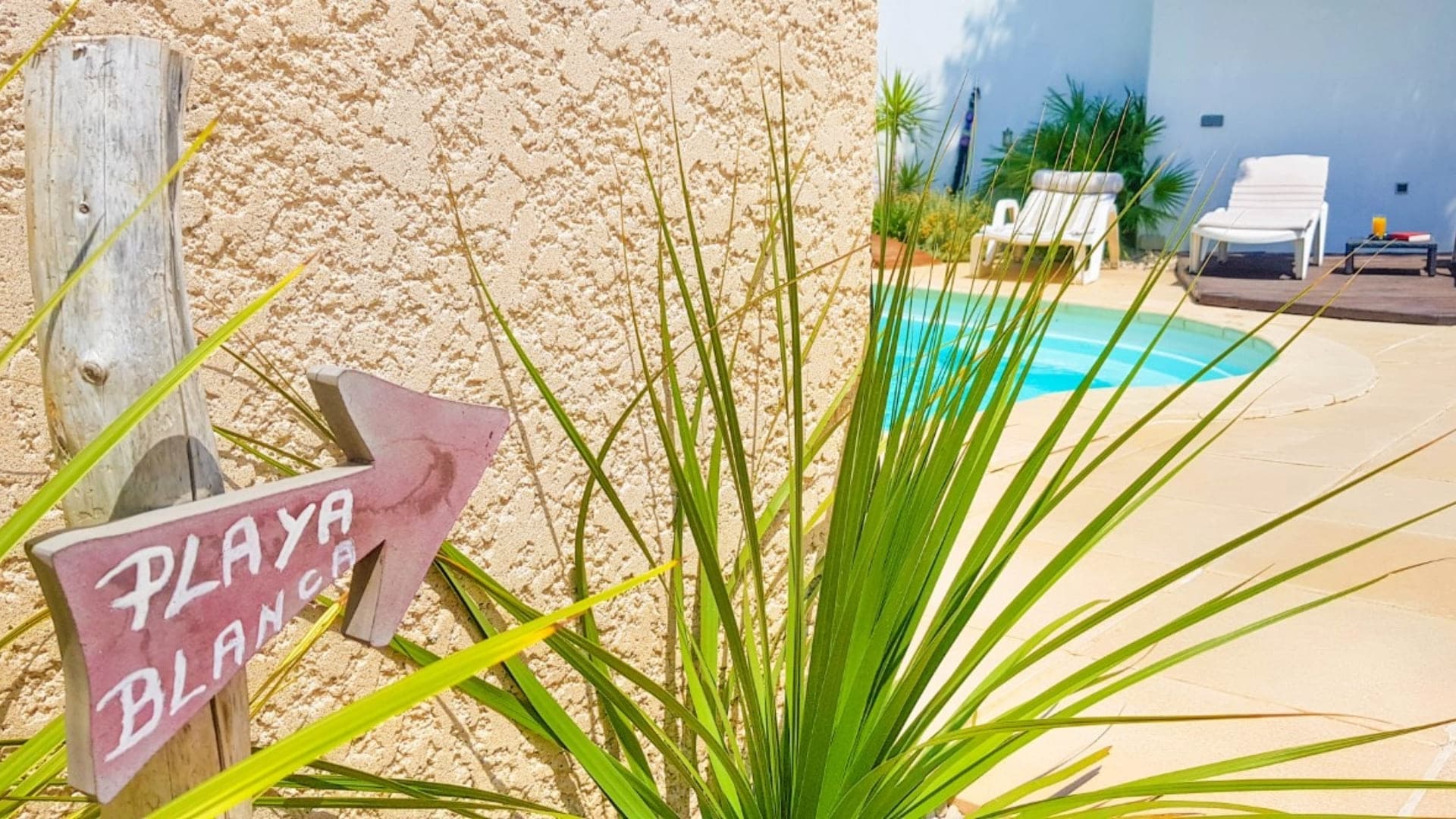 T4 avec piscine et jardin privé - Plage à 800 m